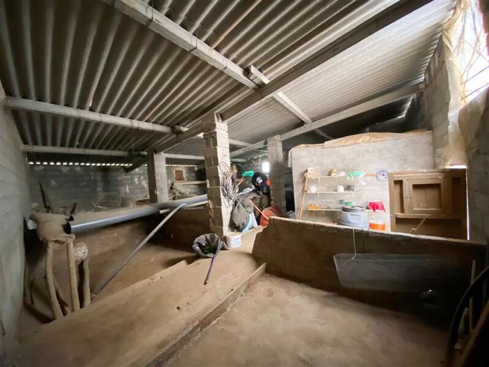 Image No.27-4 Bed Property for sale