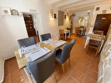 vh2567-commercial-for-sale-in-huercal-overa-4
