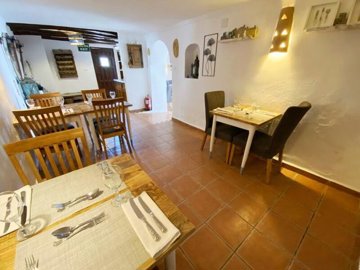 vh2567-commercial-for-sale-in-huercal-overa-7