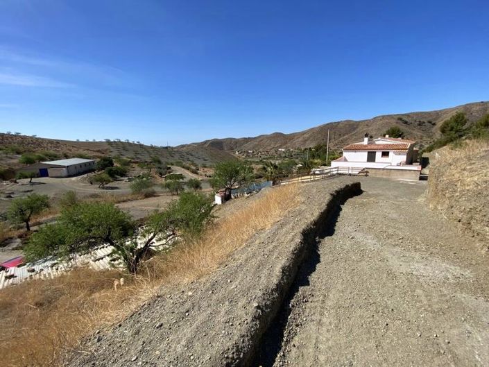 Image No.10-Propriété de 9 chambres à vendre à Huercal-Overa