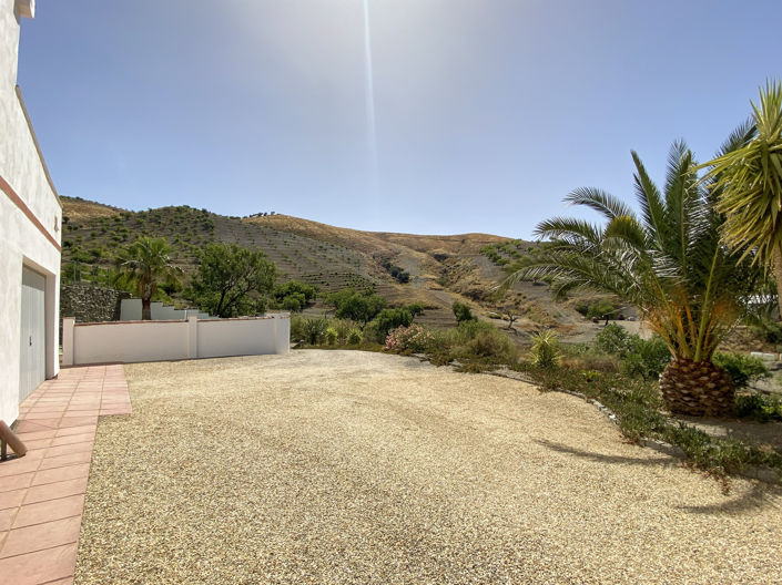Image No.47-9 Bed Property for sale