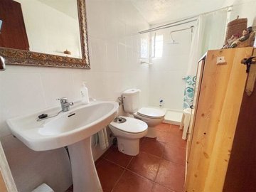 vh2564-country-house-for-sale-in-la-concepcio