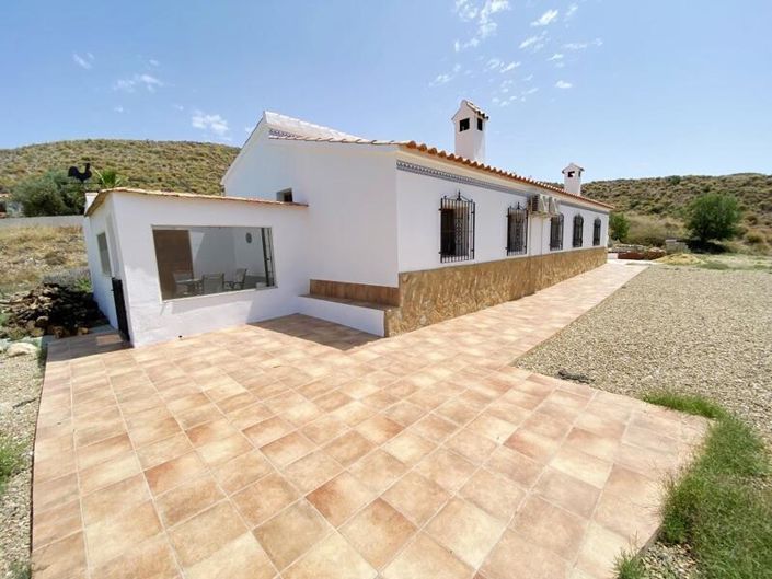 Image No.1-3 Bed Property for sale
