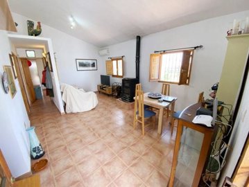 vh2582-country-house-for-sale-in-huercal-over