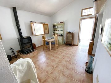 vh2582-country-house-for-sale-in-huercal-over