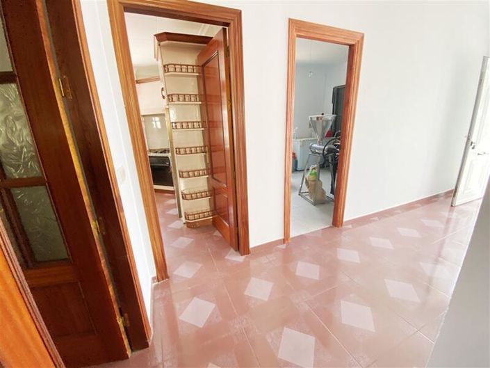 Image No.17-3 Bed Villa for sale