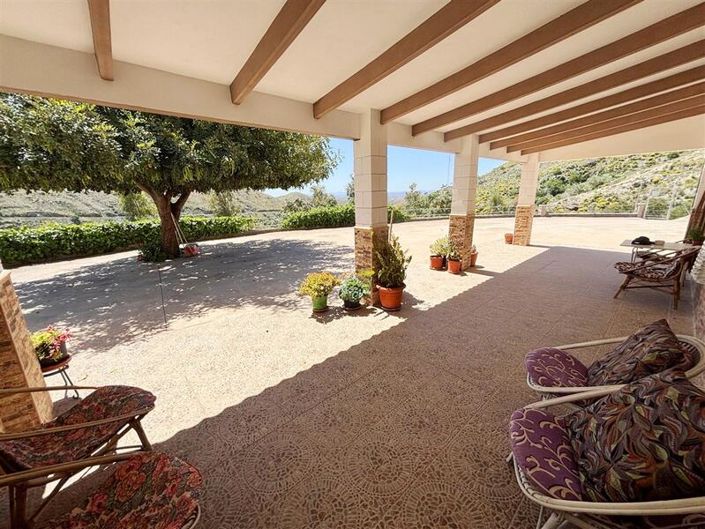 Image No.33-8 Bed Property for sale