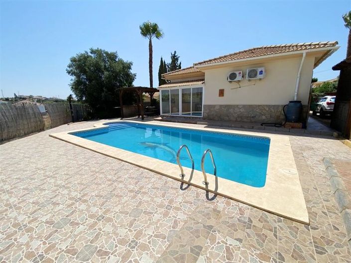 Image No.1-3 Bed Villa for sale