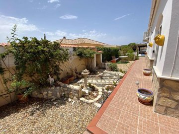 vh2602-villa-for-sale-in-zurgena-8119059-uw