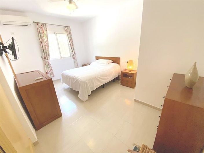 Image No.30-3 Bed Villa for sale