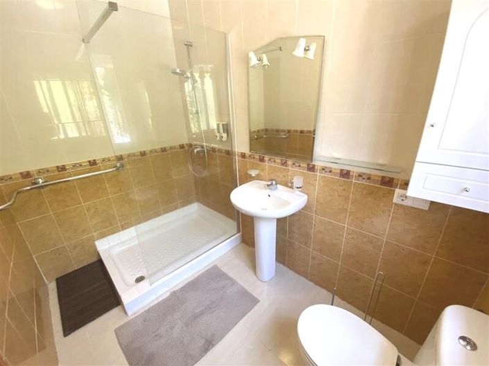 Image No.34-3 Bed Villa for sale