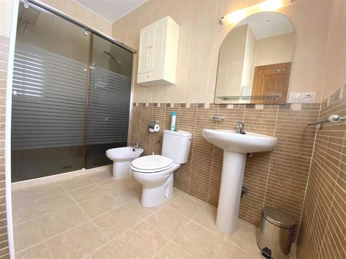 Image No.14-3 Bed Villa for sale