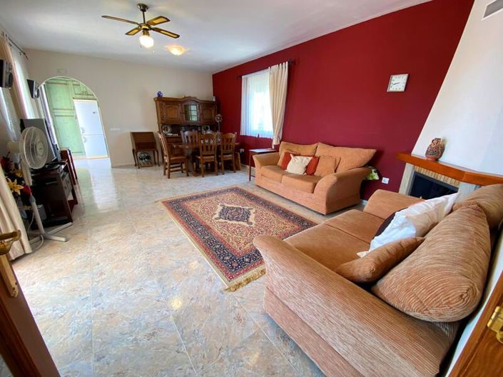 Image No.3-3 Bed Villa for sale