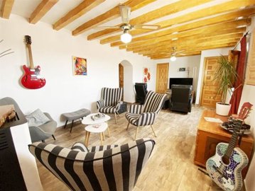 vh2611-country-house-for-sale-in-huercal-over