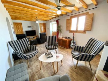 vh2611-country-house-for-sale-in-huercal-over