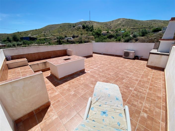 Image No.6-3 Bed Villa for sale
