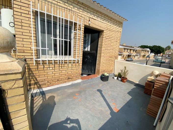Image No.37-5 Bed Property for sale