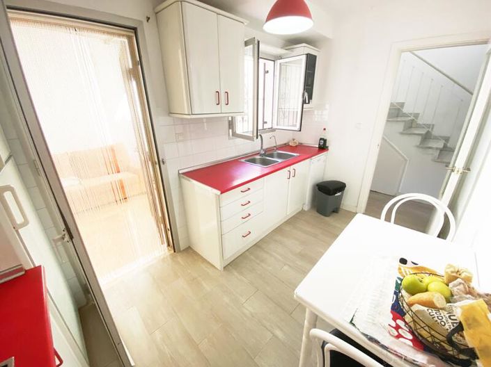 Image No.9-2 Bed Property for sale