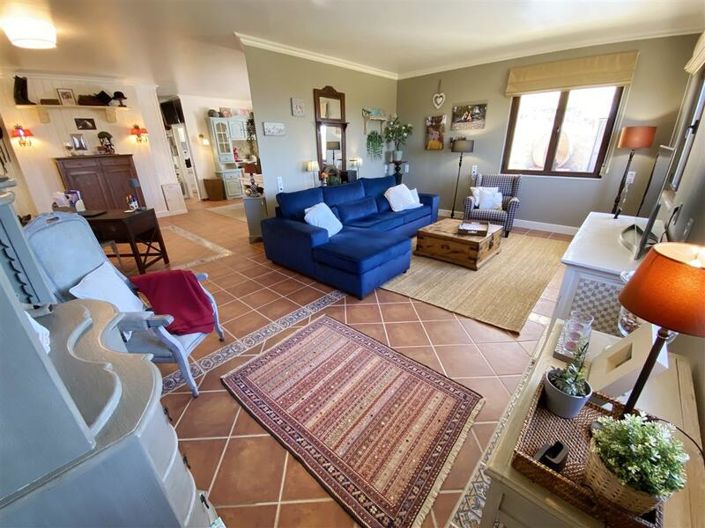 Image No.11-2 Bed Villa for sale