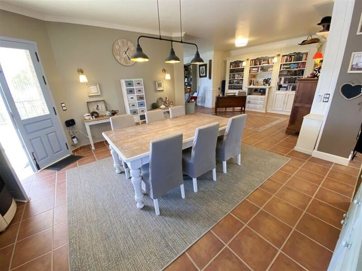 Image No.14-2 Bed Villa for sale