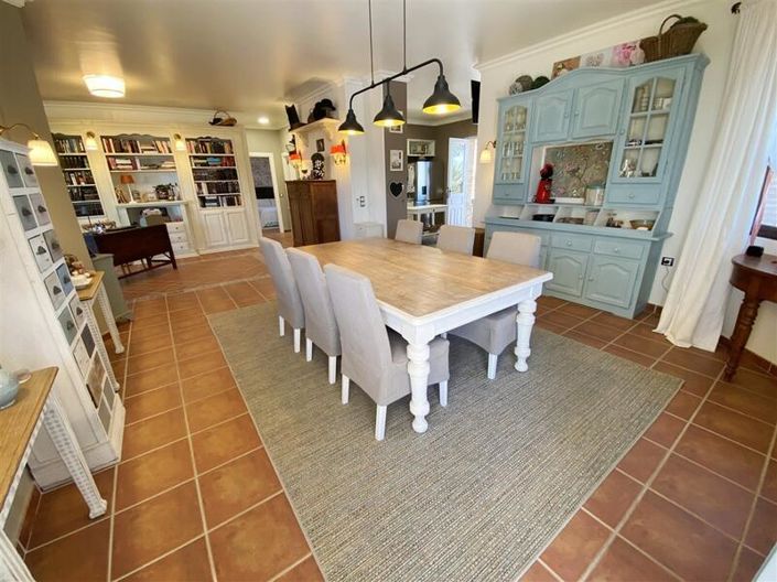 Image No.14-2 Bed Villa for sale