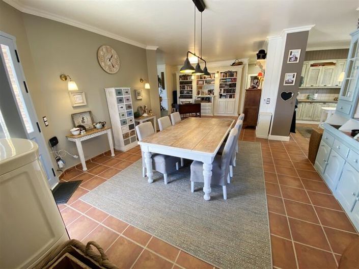 Image No.15-2 Bed Villa for sale