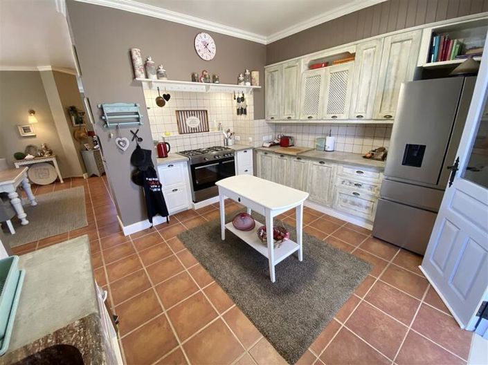 Image No.17-2 Bed Villa for sale