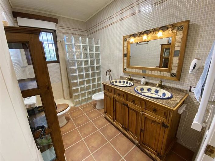 Image No.28-2 Bed Villa for sale