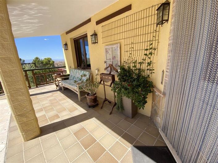 Image No.30-2 Bed Villa for sale