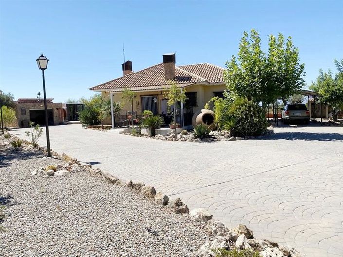 Image No.32-2 Bed Villa for sale