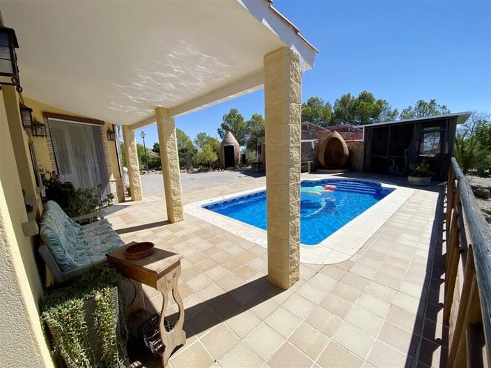 Image No.9-2 Bed Villa for sale
