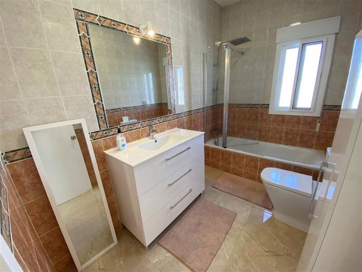 Image No.28-Villa de 4 chambres à vendre à Albox