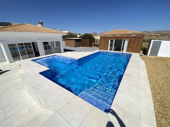 Image No.3-Villa de 4 chambres à vendre à Albox