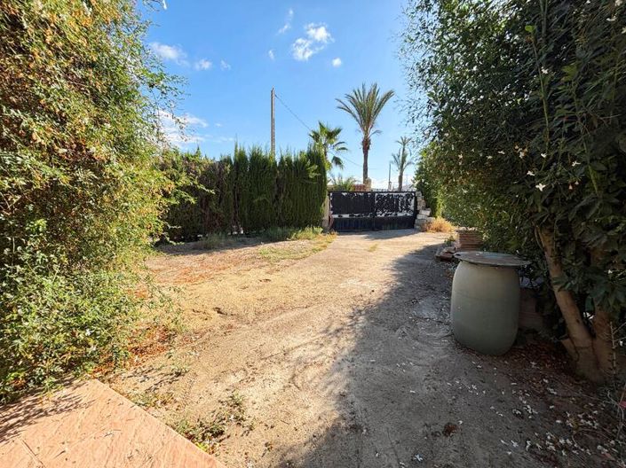 Image No.27-2 Bed Property for sale