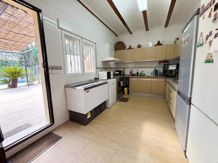 Image No.7-2 Bed Property for sale