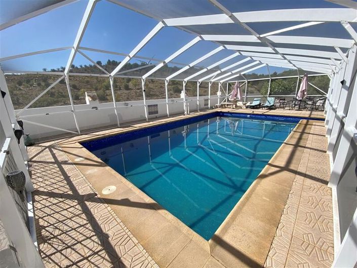 Image No.11-4 Bed Villa for sale