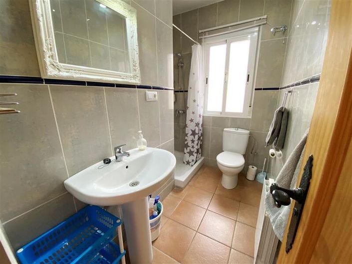 Image No.32-4 Bed Villa for sale