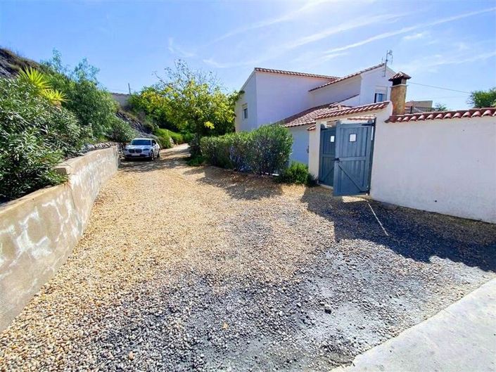 Image No.5-4 Bed Villa for sale