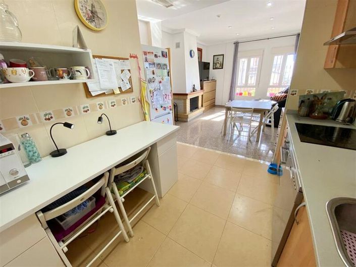 Image No.7-4 Bed Duplex for sale