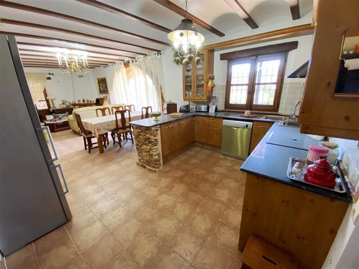 Image No.9-4 Bed Villa for sale