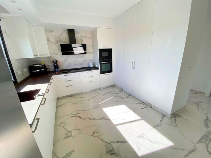 Image No.15-3 Bed Villa for sale