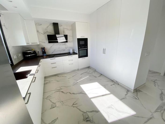 Image No.16-3 Bed Villa for sale