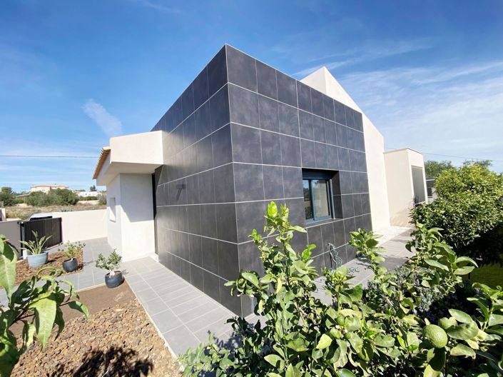 Image No.32-3 Bed Villa for sale