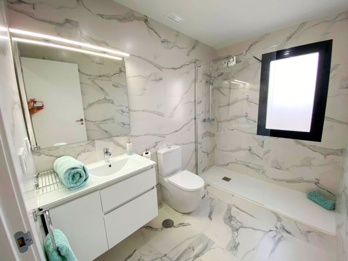 Image No.24-3 Bed Villa for sale