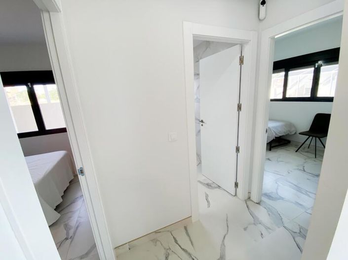 Image No.29-3 Bed Villa for sale