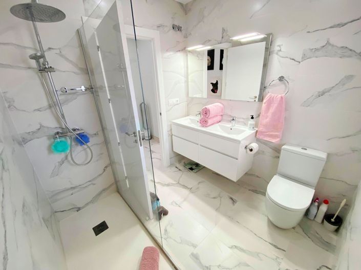 Image No.29-3 Bed Villa for sale