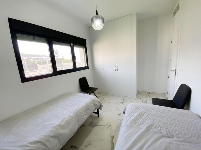 Image No.31-3 Bed Villa for sale