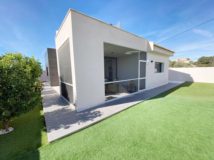 Image No.32-3 Bed Villa for sale