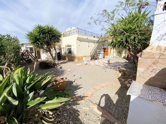 Image No.1-Villa de 2 chambres à vendre à Huercal-Overa