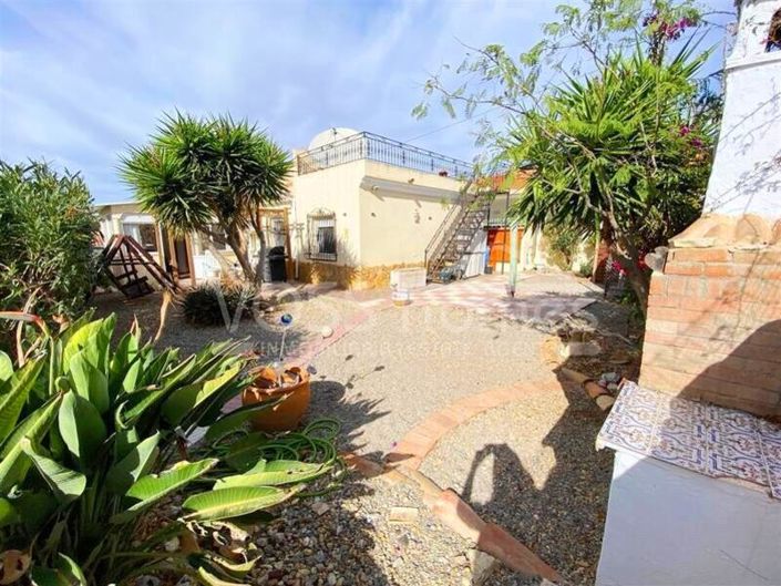 Image No.1-2 Bed Villa for sale